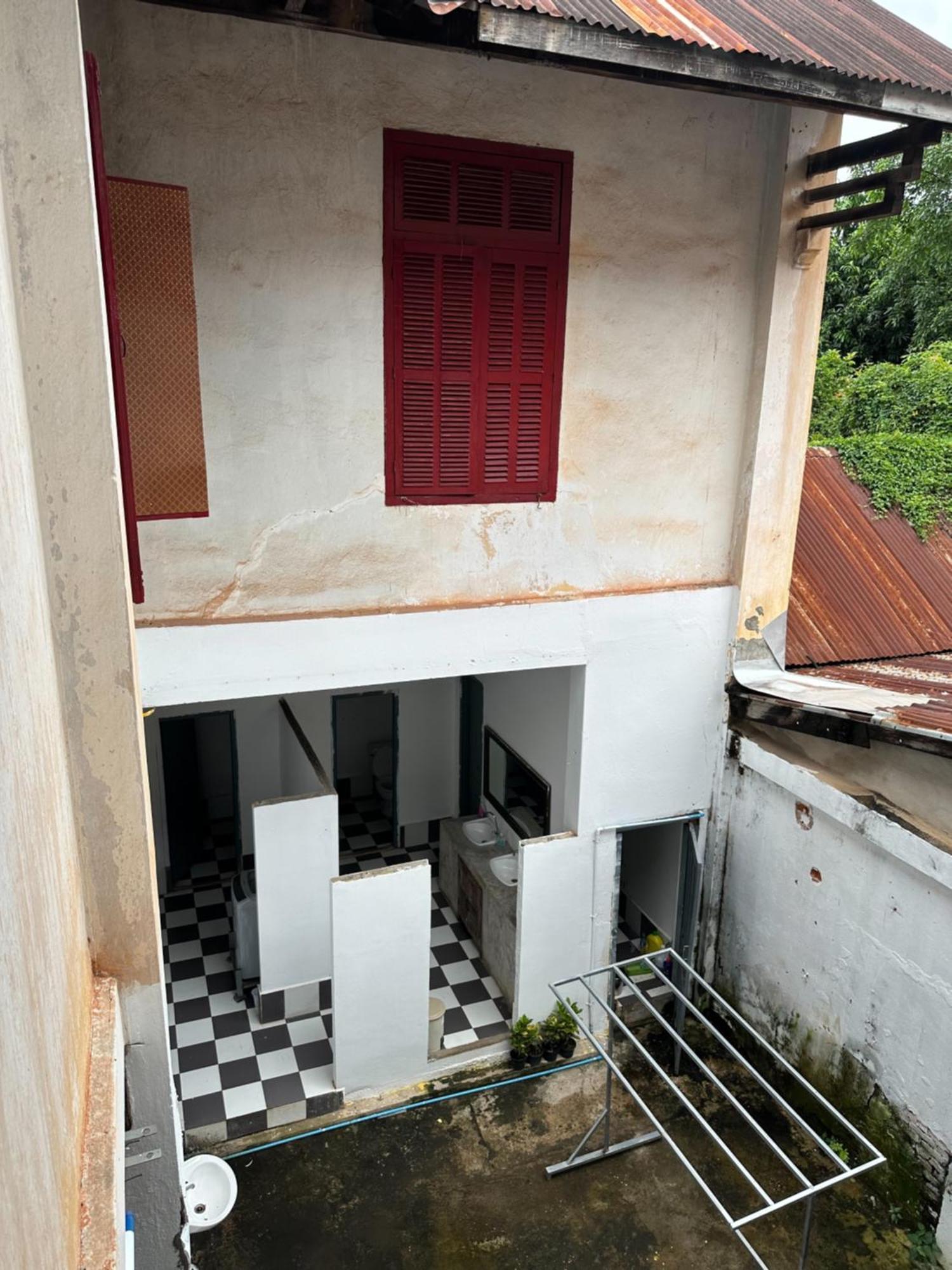 Via Thakhek Hostel & Cafe Ngoại thất bức ảnh