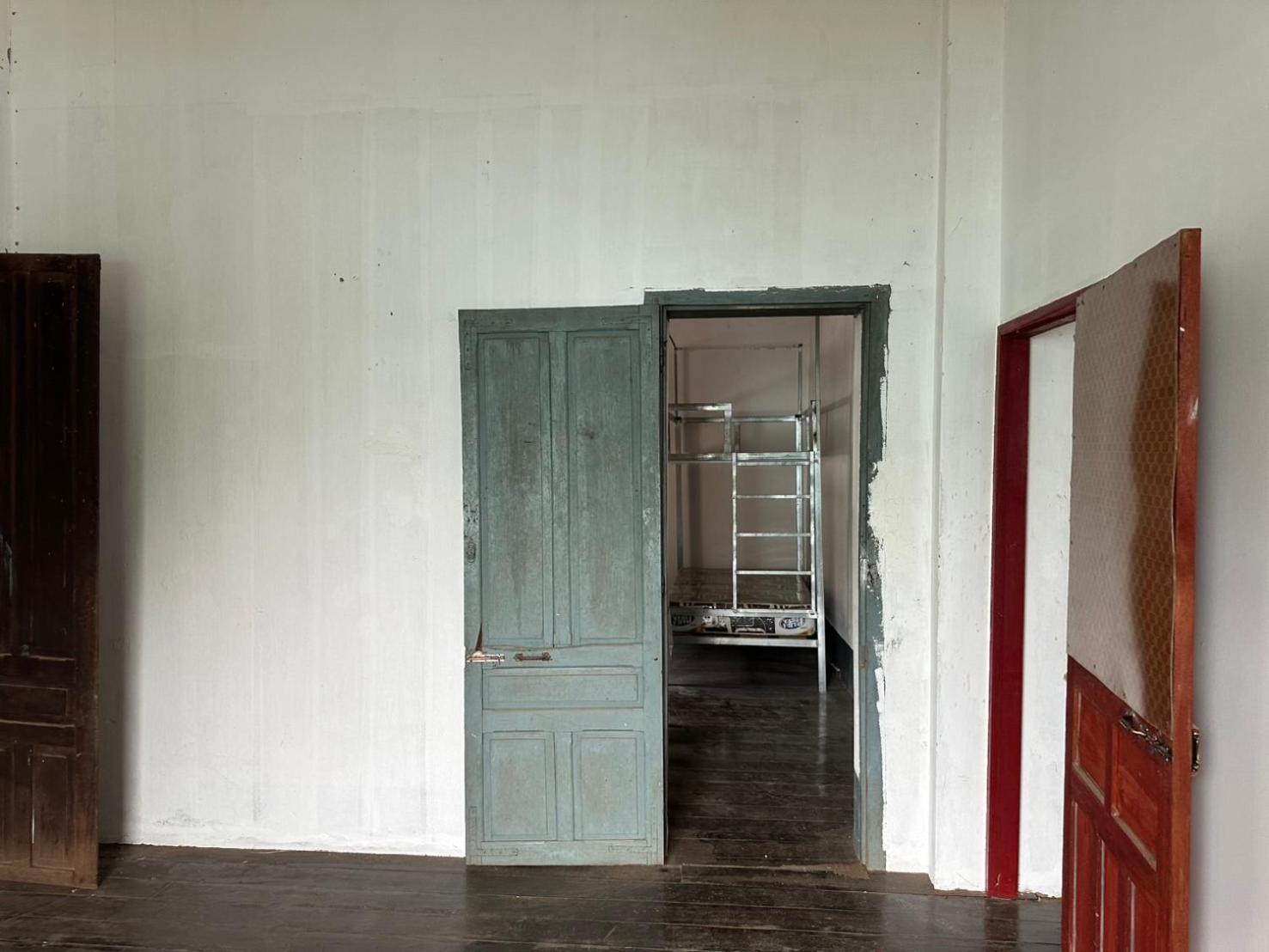 Via Thakhek Hostel & Cafe Ngoại thất bức ảnh